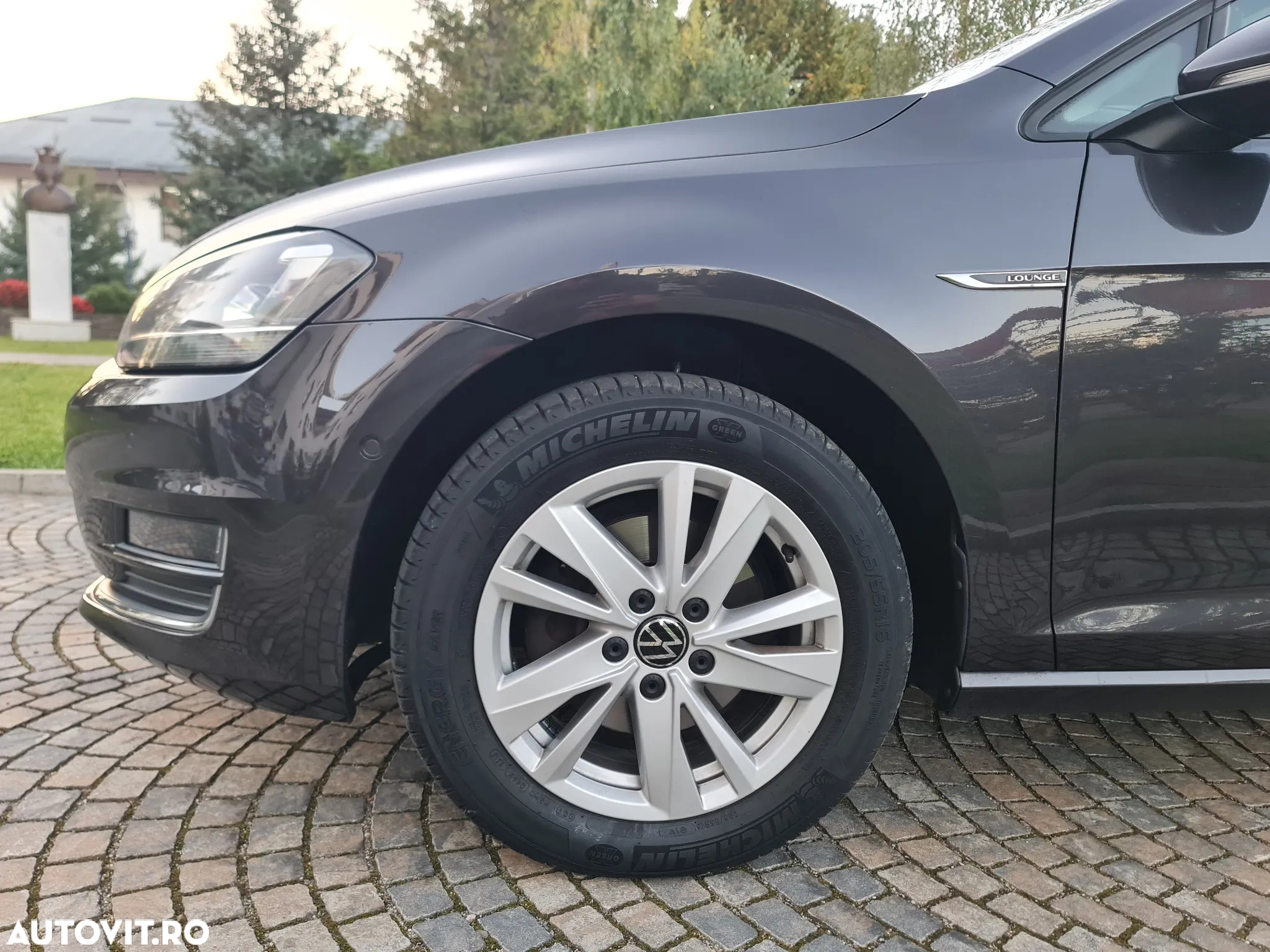 Volkswagen Golf 1.6 TDI 4Motion BlueMotion Technology Lounge - 9