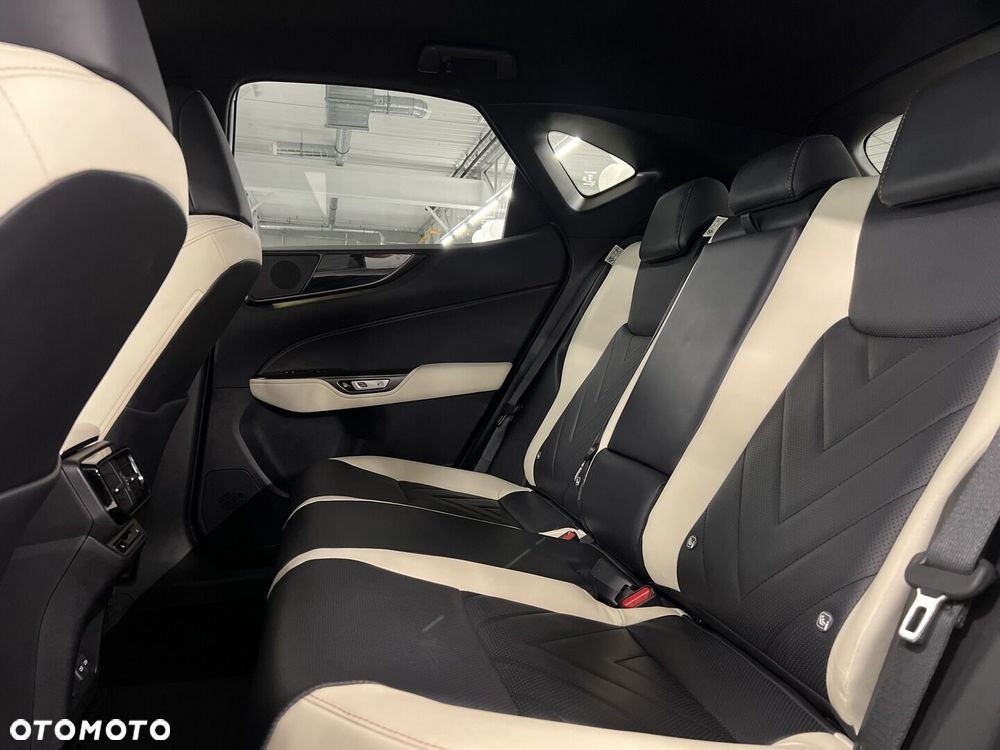 Lexus NX 450h+ Prestige AWD - 17