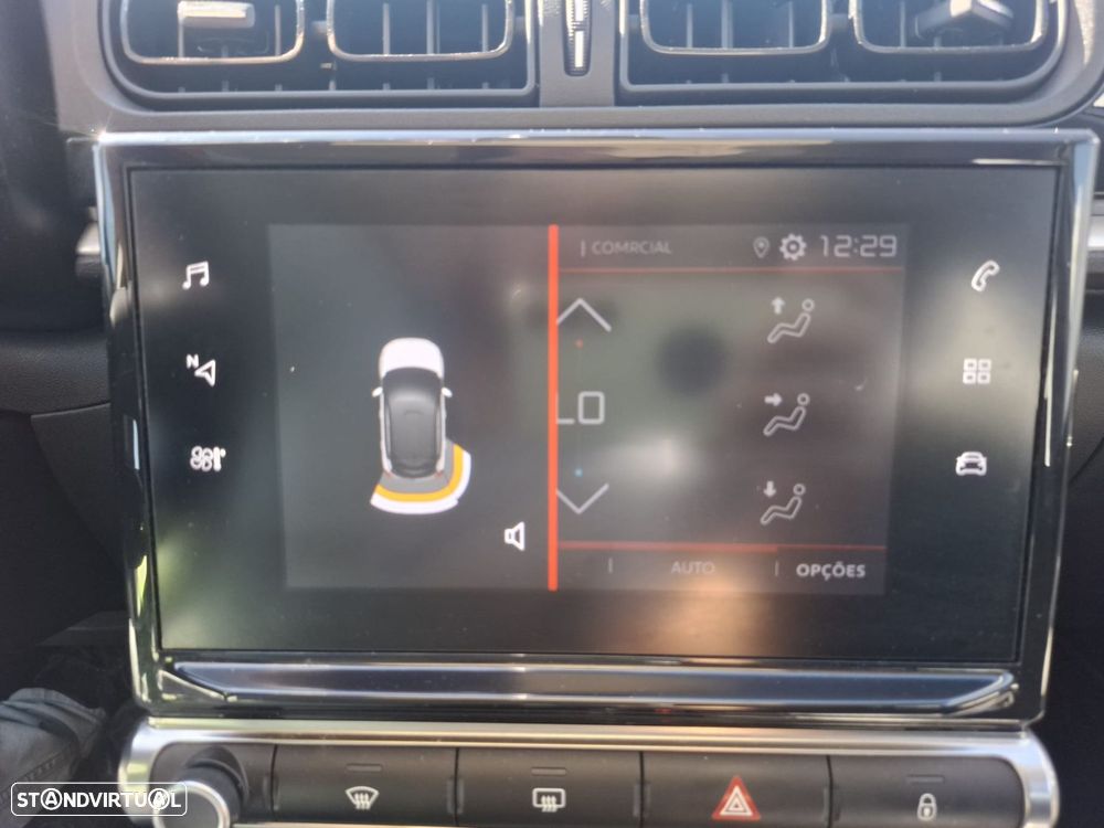 Citroën C3 1.2 PureTech Shine - 28