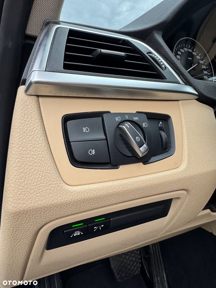 BMW Seria 3 320d Luxury Line - 14