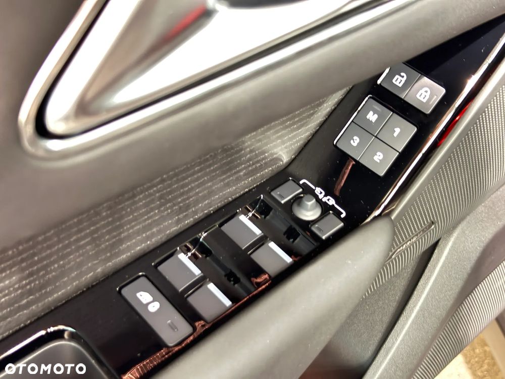 Land Rover Range Rover Velar 2.0 P400e PHEV Dynamic SE - 13