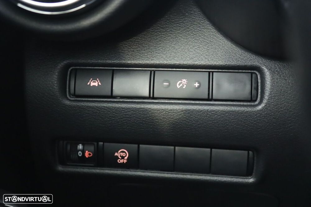 Nissan Juke 1.0 DIG-T N-Connecta - 24