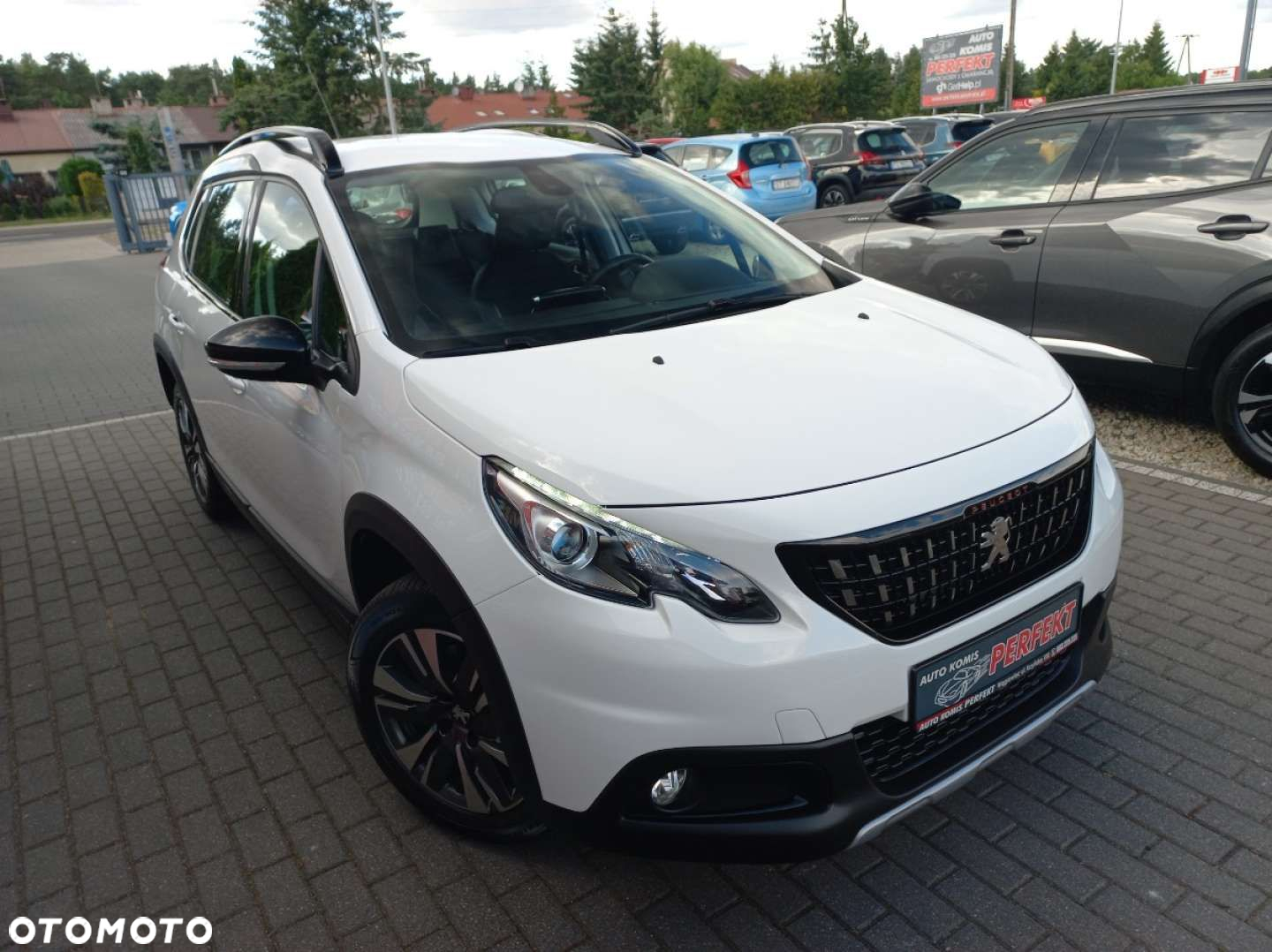 Peugeot 2008 - 4