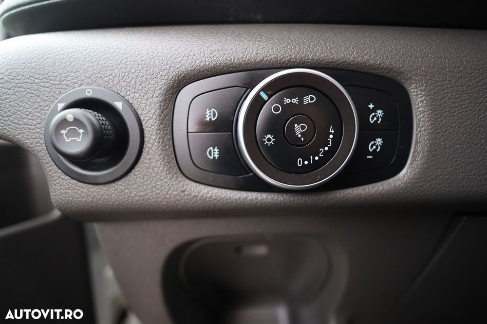 Ford Transit - 19