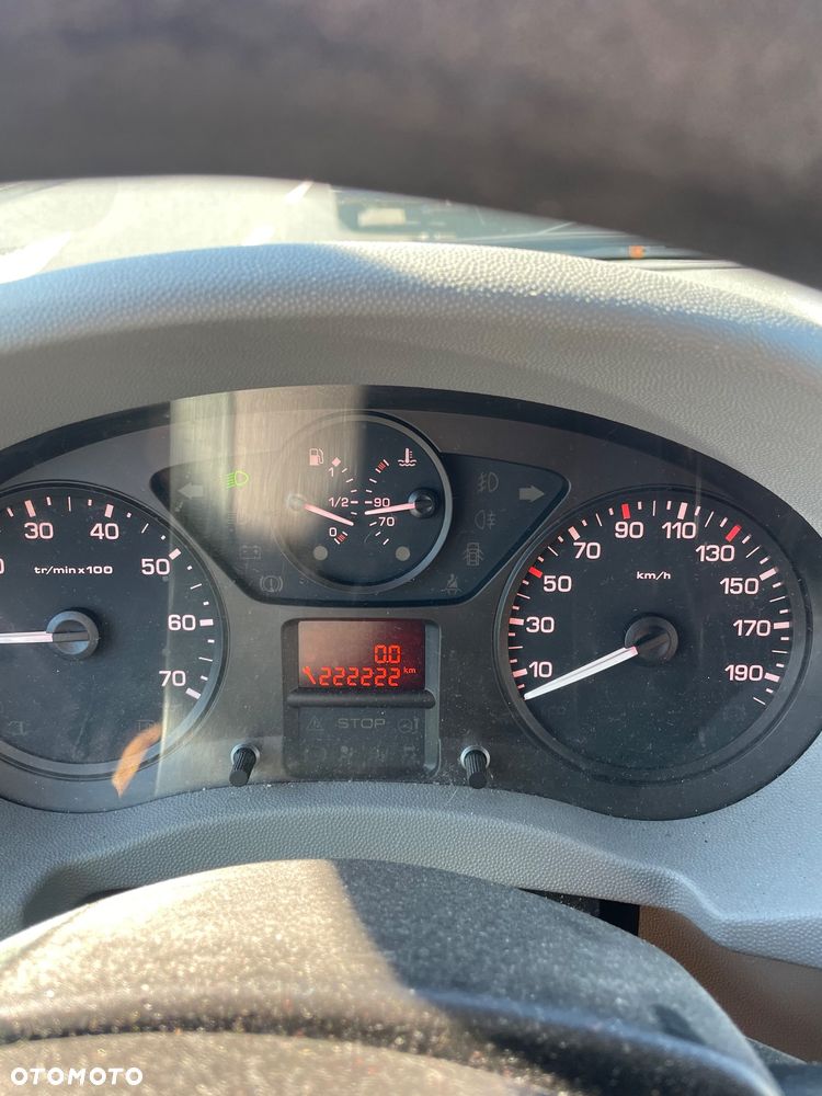 Renault Megane - 19