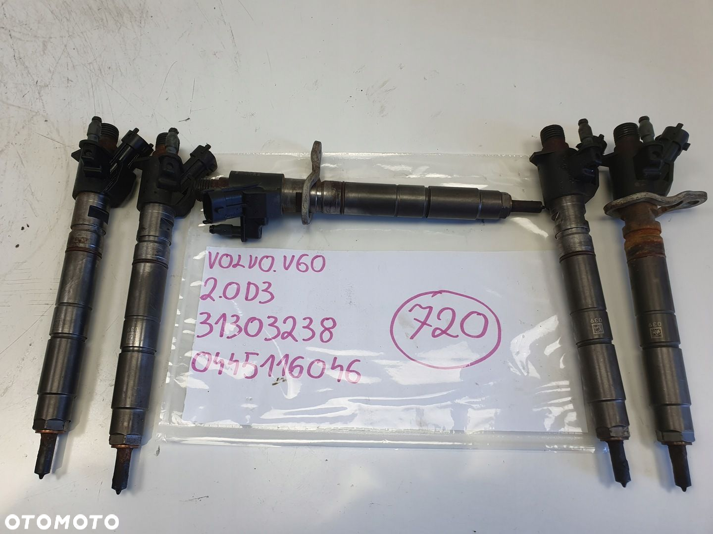 Volvo S60 II V60 II 2.0 D3 WTRYSKIWACZ wtrysk 0445116046 - 2