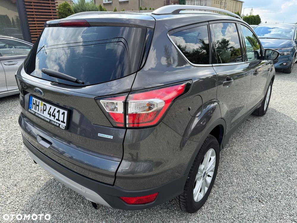 Ford Kuga 1.5 EcoBoost 2x4 Titanium - 12