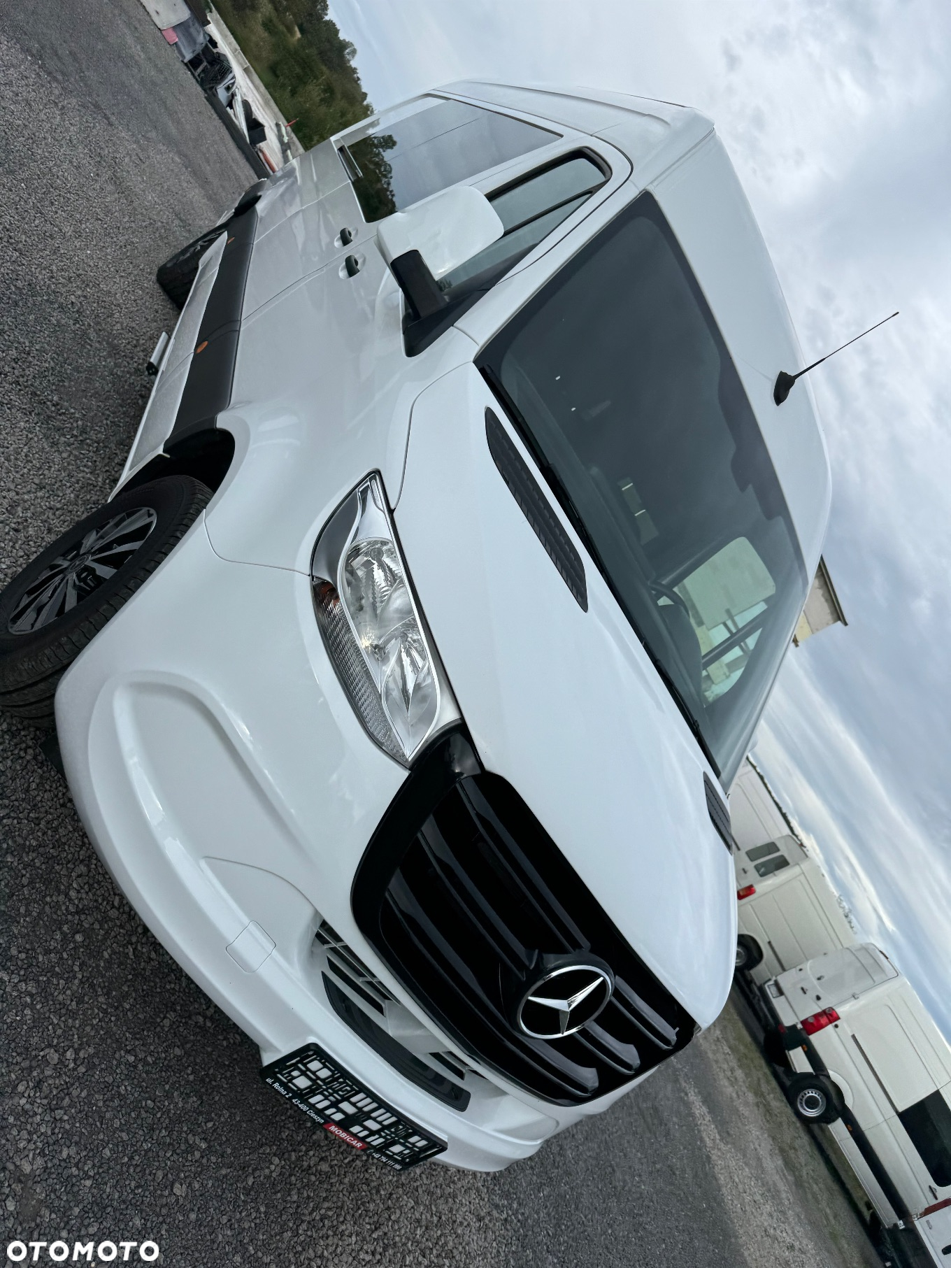 Mercedes-Benz Sprinter - 9