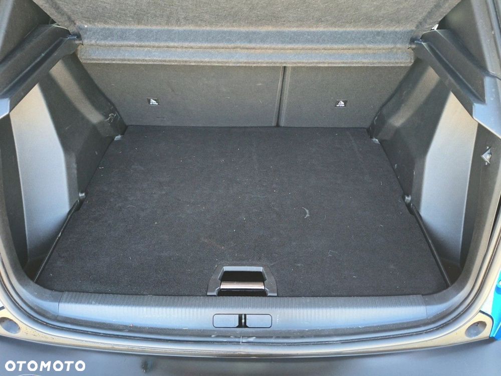 Peugeot 2008 1.2 PureTech GT S&S EAT8 - 6