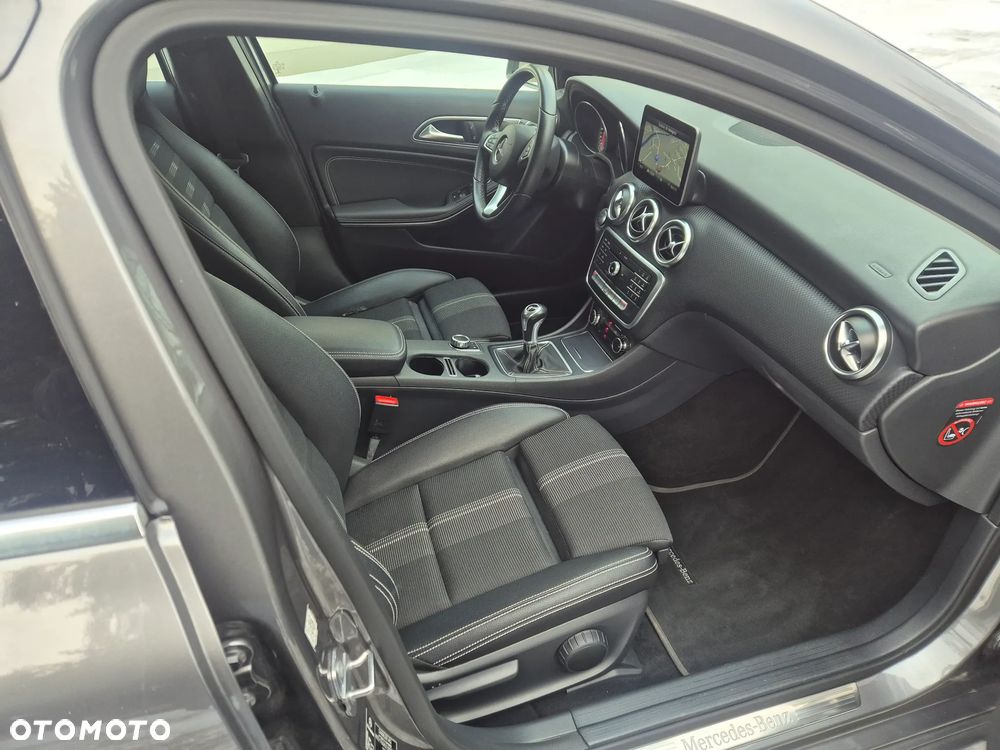 Mercedes-Benz Klasa A 200 (BlueEFFICIENCY) Urban - 12