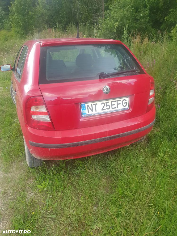 Skoda Fabia 1.2 HTP Ambiente - 2