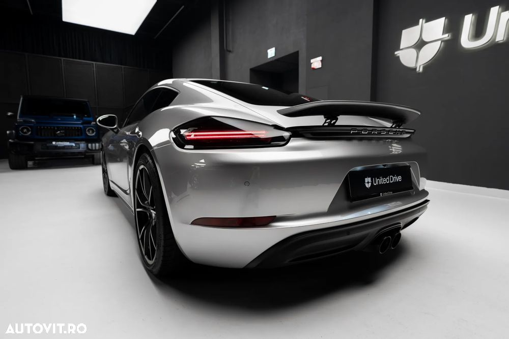 Porsche Cayman PDK - 25