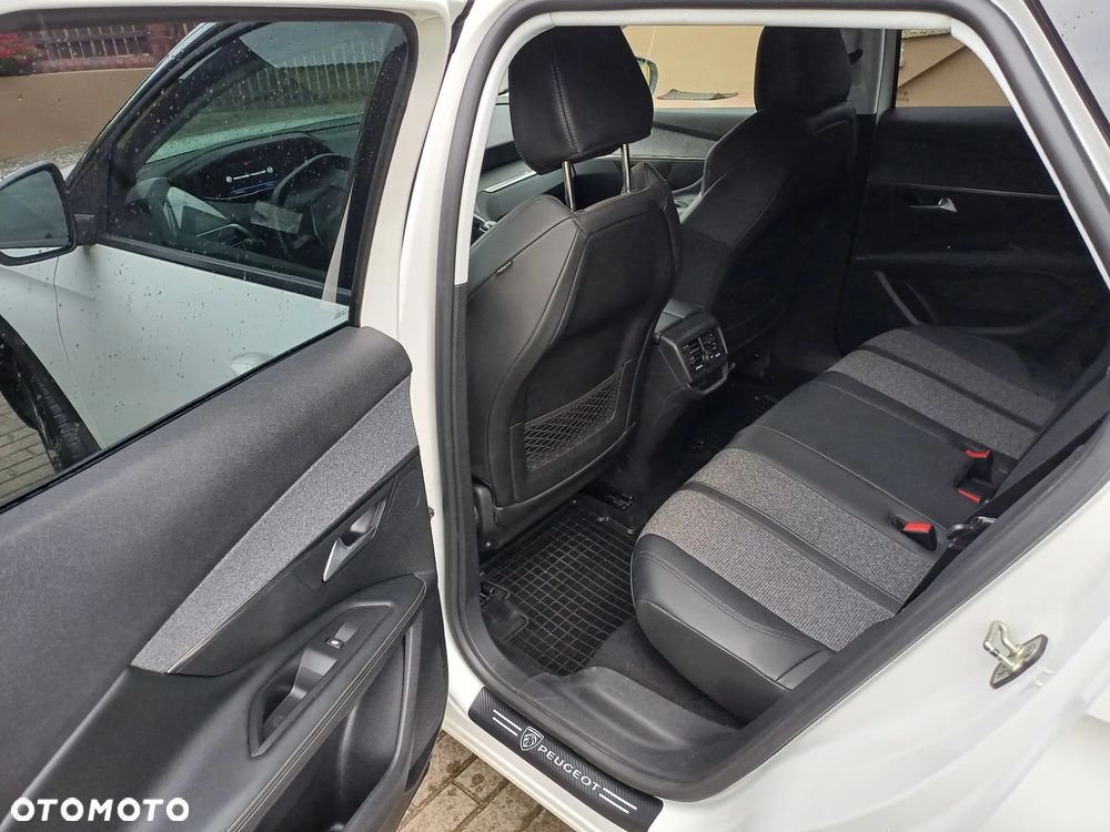 Peugeot 3008 PureTech 130 Stop & Start Allure - 10