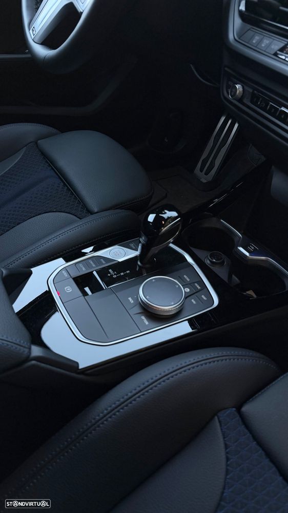 BMW 118 i Pack Desportivo M Auto - 16