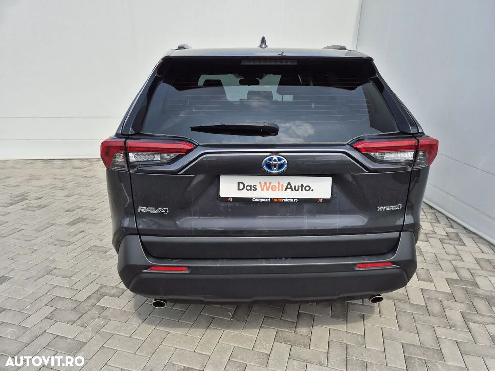 Toyota RAV4 - 4