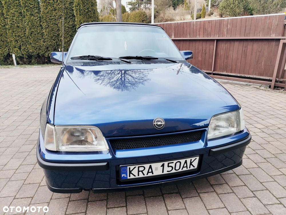 Opel Kadett 1.6 - 6
