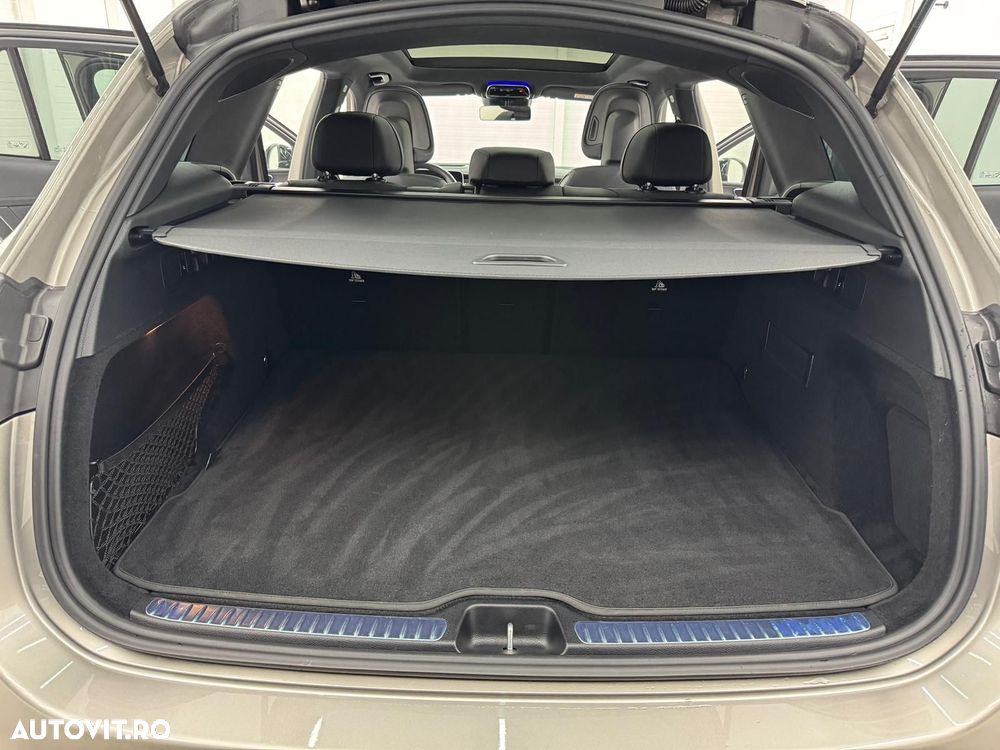 Mercedes-Benz GLC 220 d 4Matic 9G-TRONIC AMG Line Advanced - 17