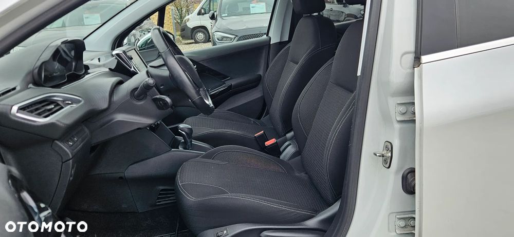 Peugeot 208 PureTech 110 Stop & Start EAT6 Tech Edition - 24