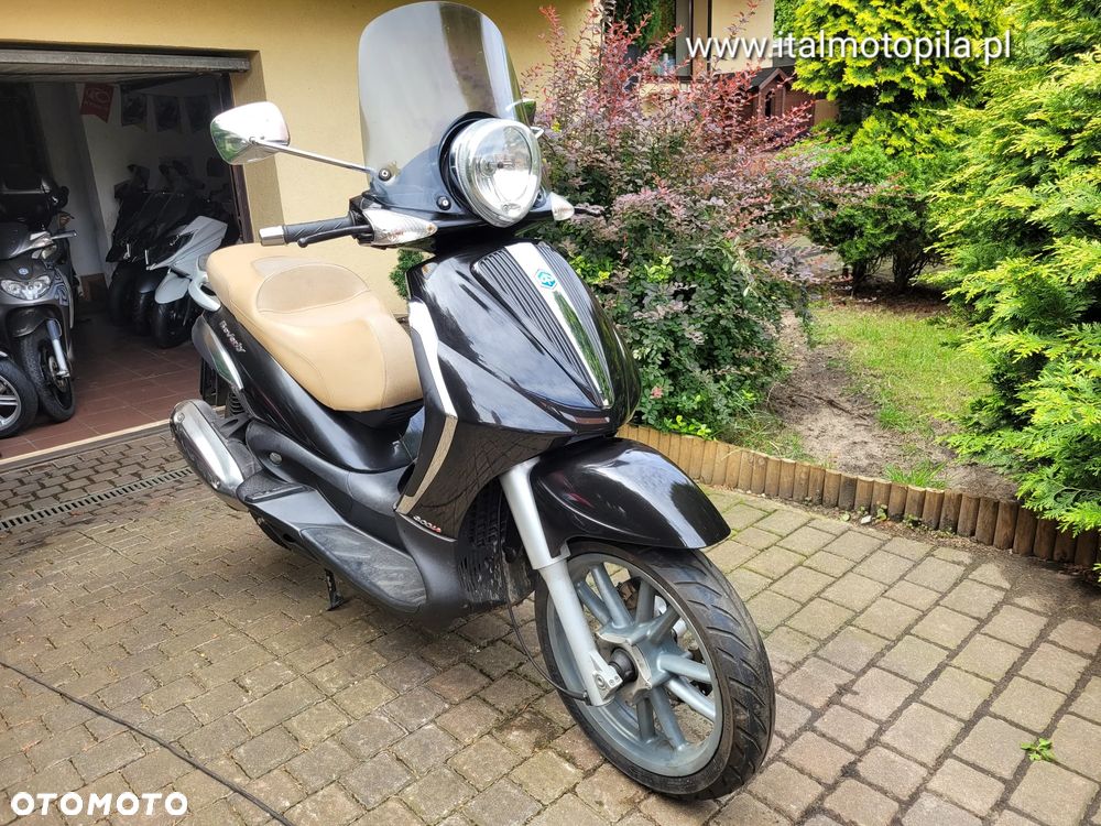 Piaggio Beverly - 12