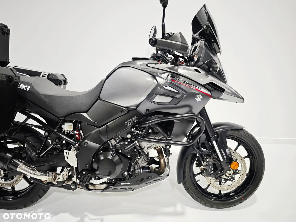 Suzuki V-STROM - 15