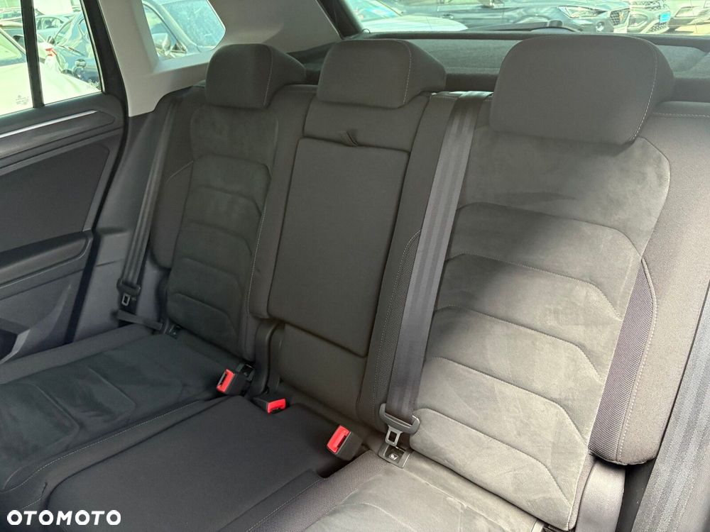 Volkswagen Tiguan - 14