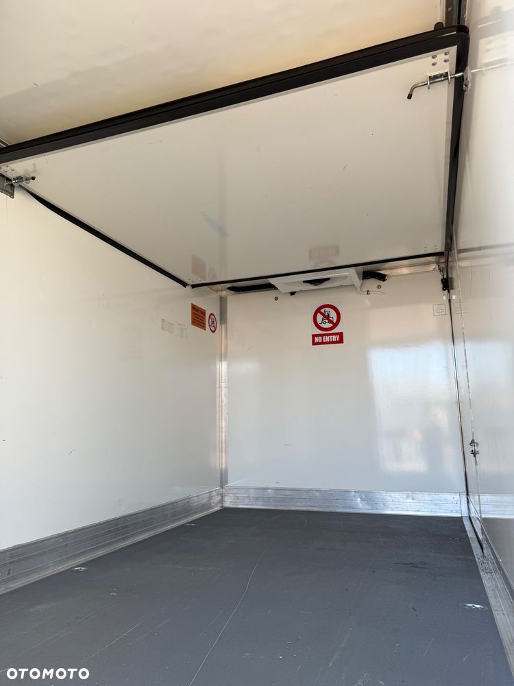 Iveco Daily 35s18  Chłodnia 8 Palet - 17