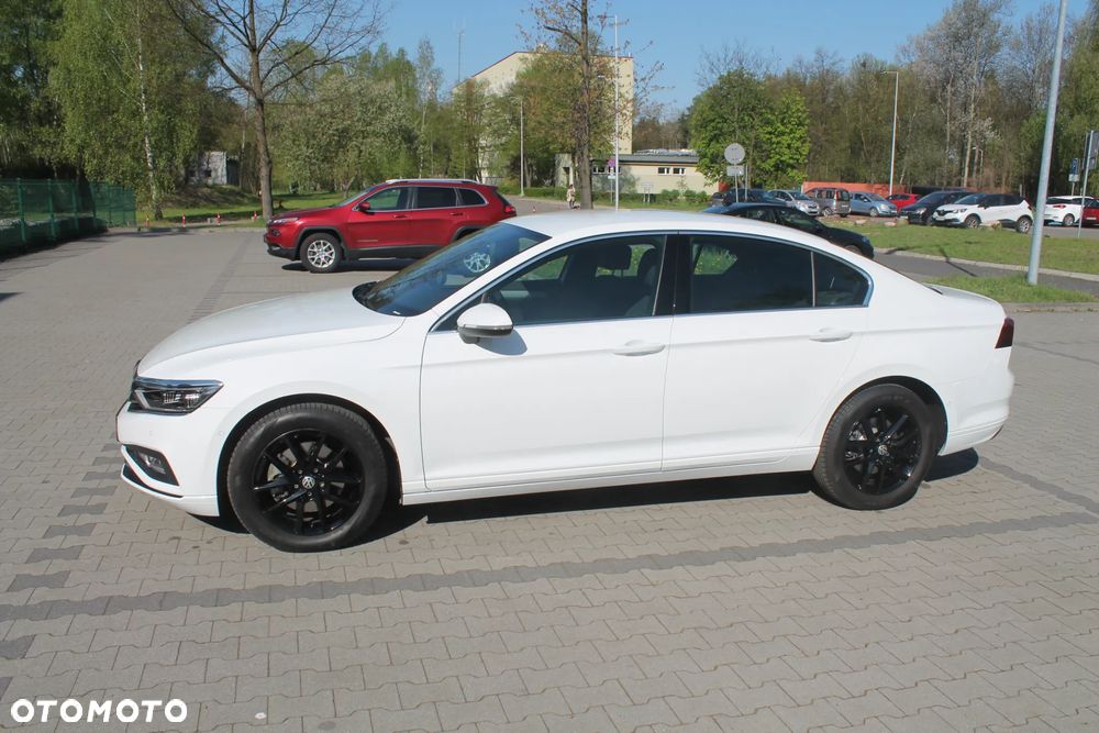 Volkswagen Passat 1.5 TSI EVO Business DSG - 6