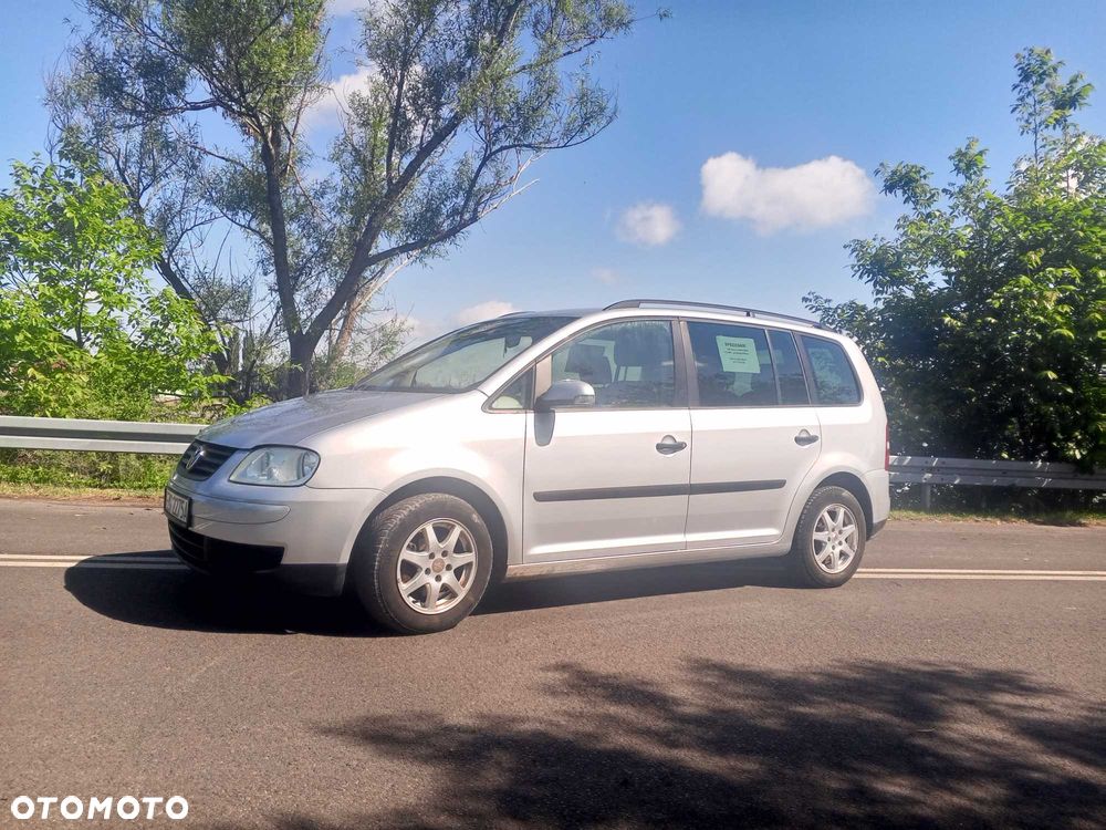 Volkswagen Touran - 5