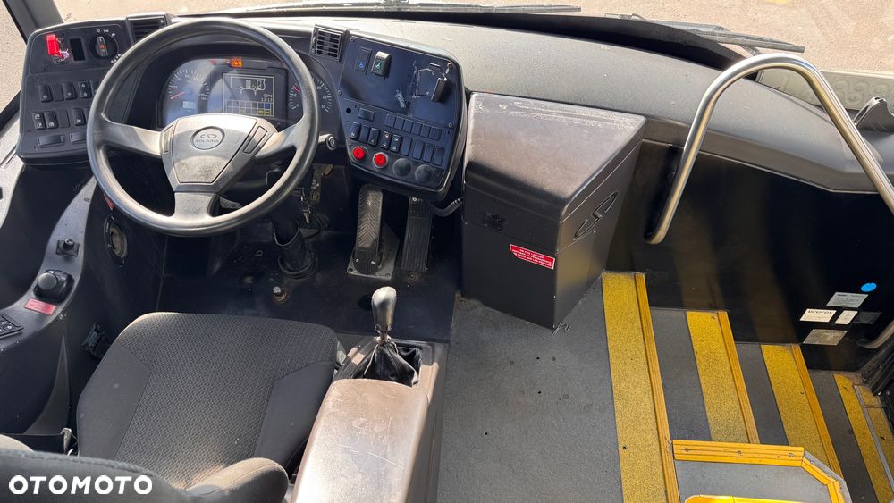Solaris Interurbino / Klimatyzacja / Manual / TYLKO 126000 km / winda - 7