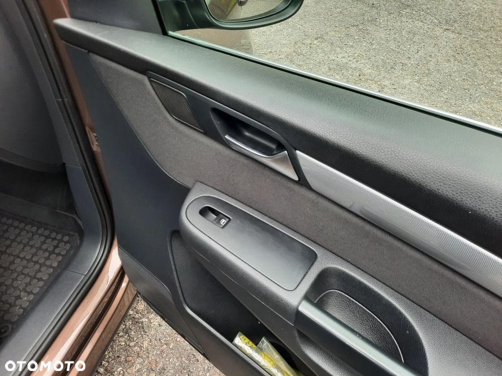 Volkswagen Sharan - 20