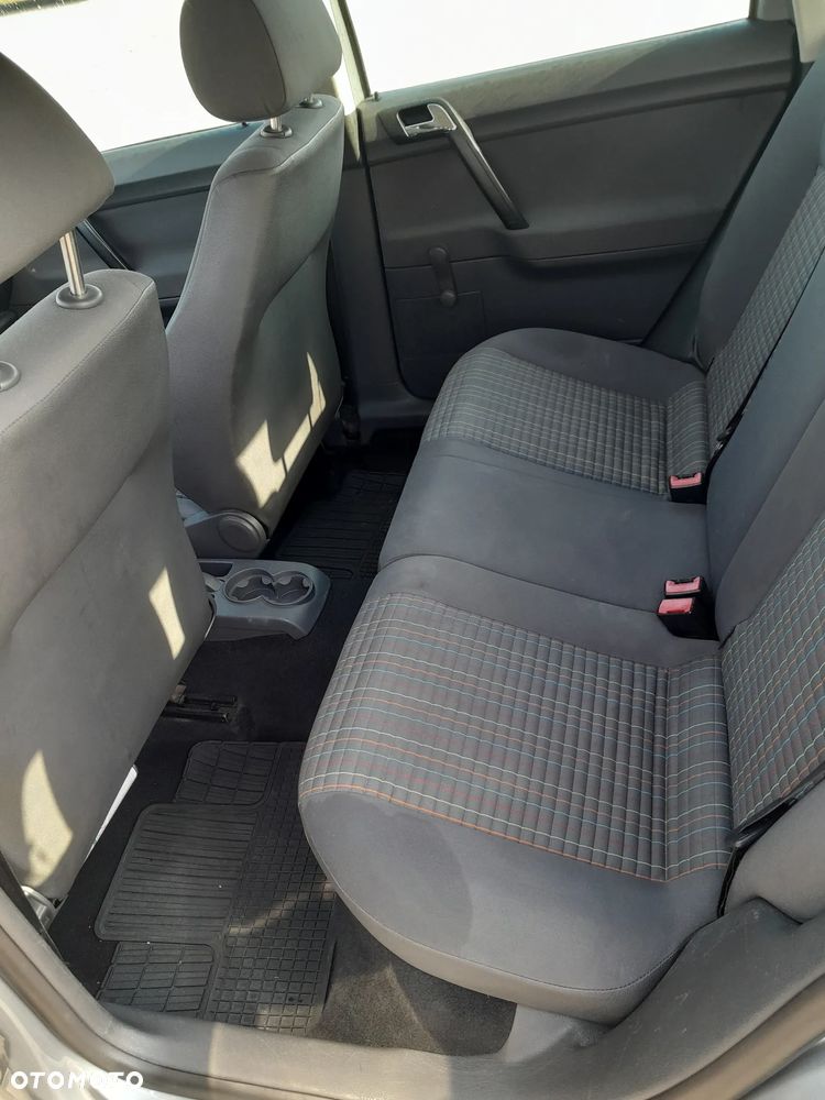 Volkswagen Polo 1.4 TDI Comfortline - 10