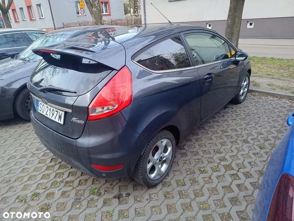 Ford Fiesta 1.4 Titanium - 4