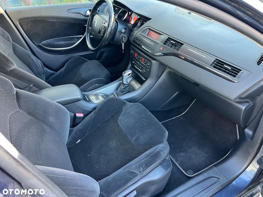 Citroën C5 2.0 16V Confort - 8