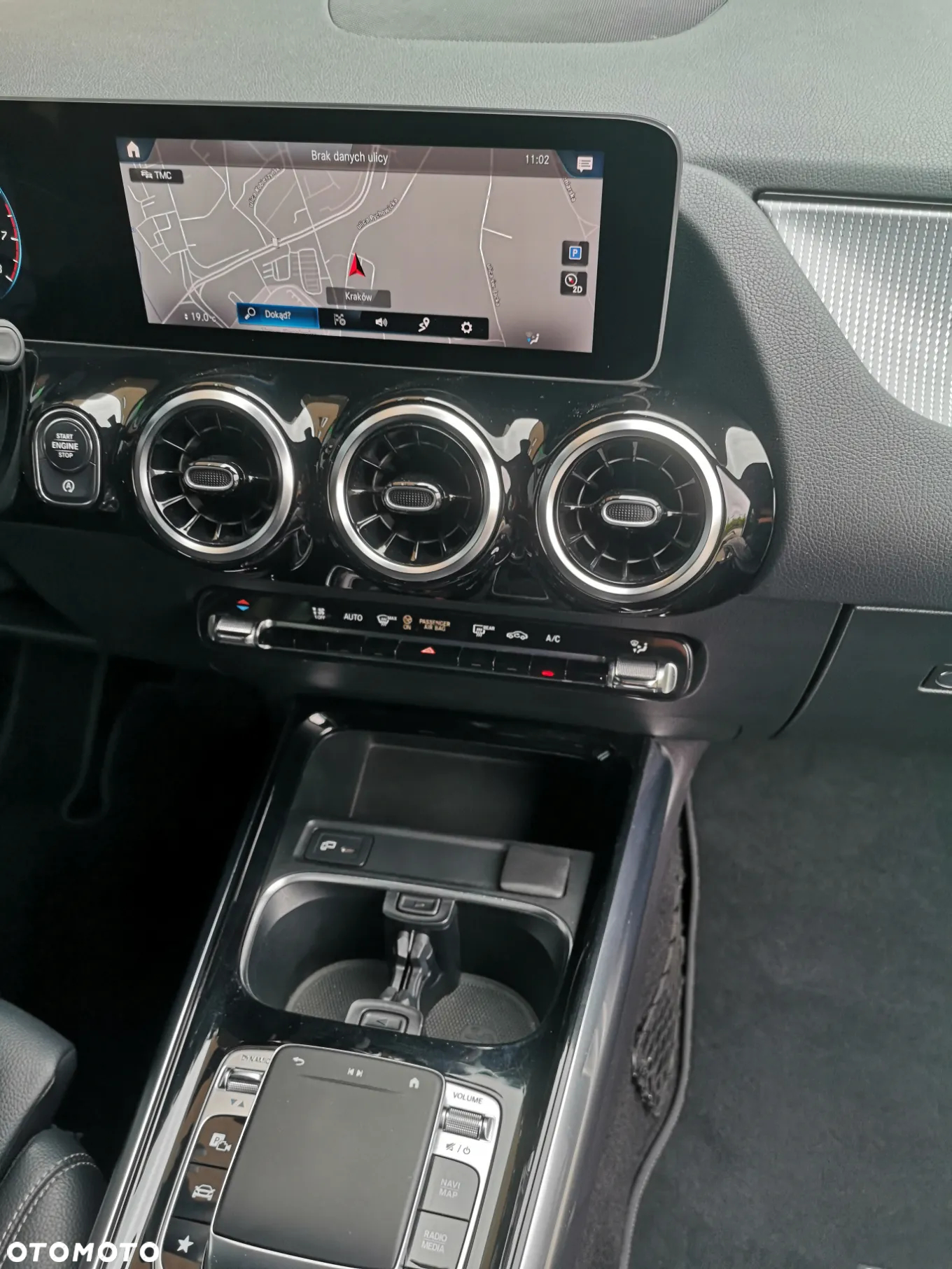 Mercedes-Benz Klasa B 250 AMG Line 7G-DCT - 28