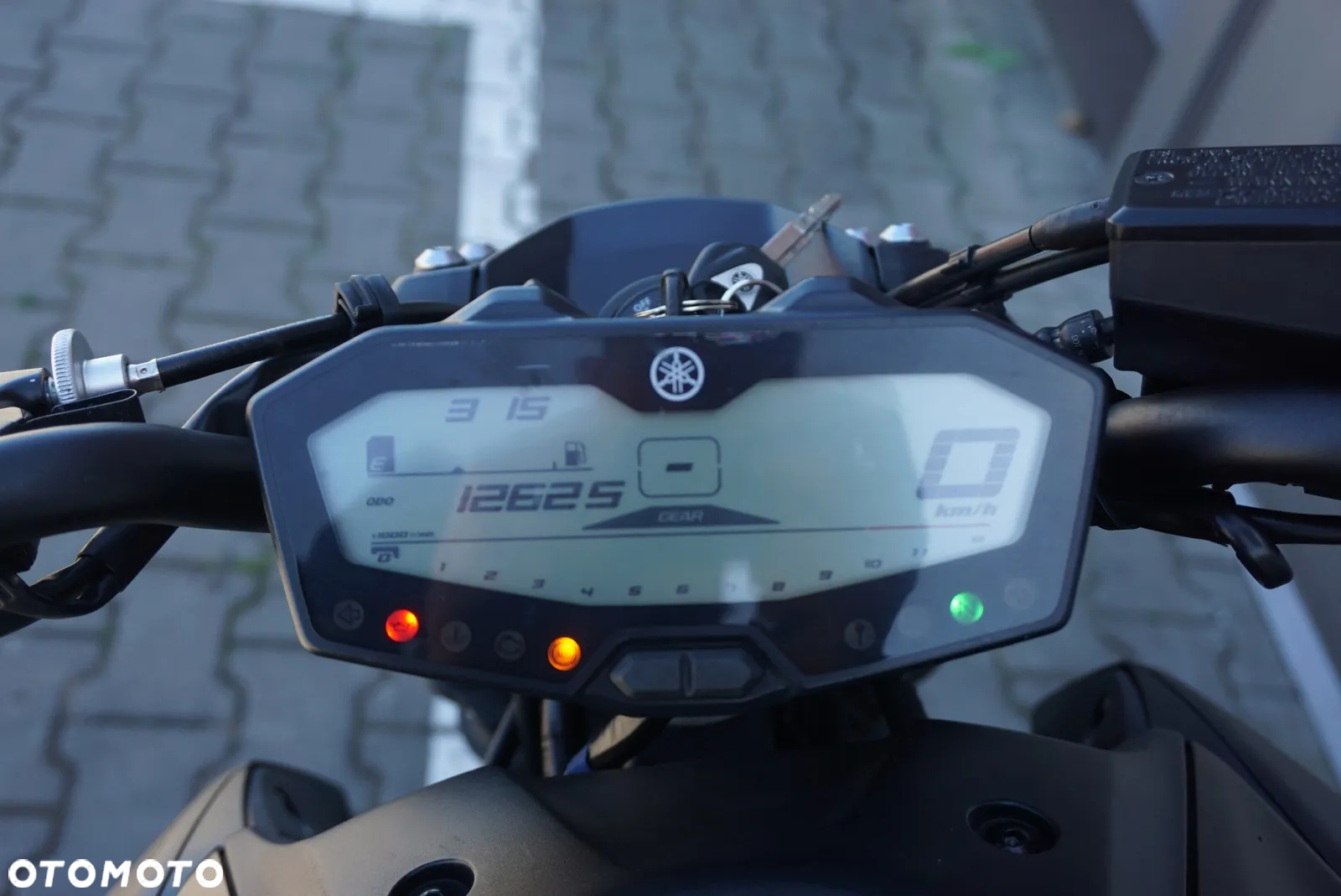 Yamaha MT - 17