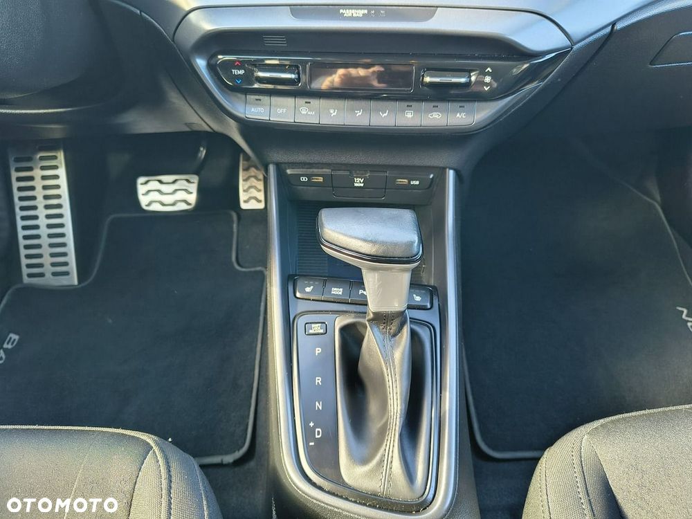 Hyundai Bayon 1.0 T-GDI Executive DCT - 17