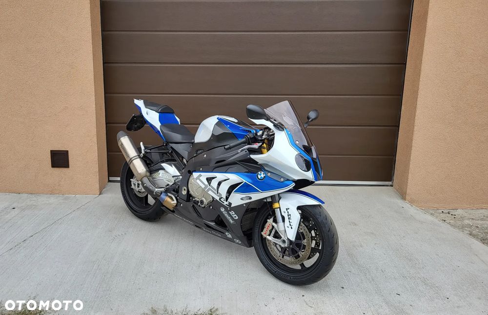 BMW S