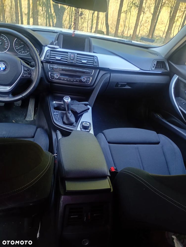 BMW Seria 3 320d - 20
