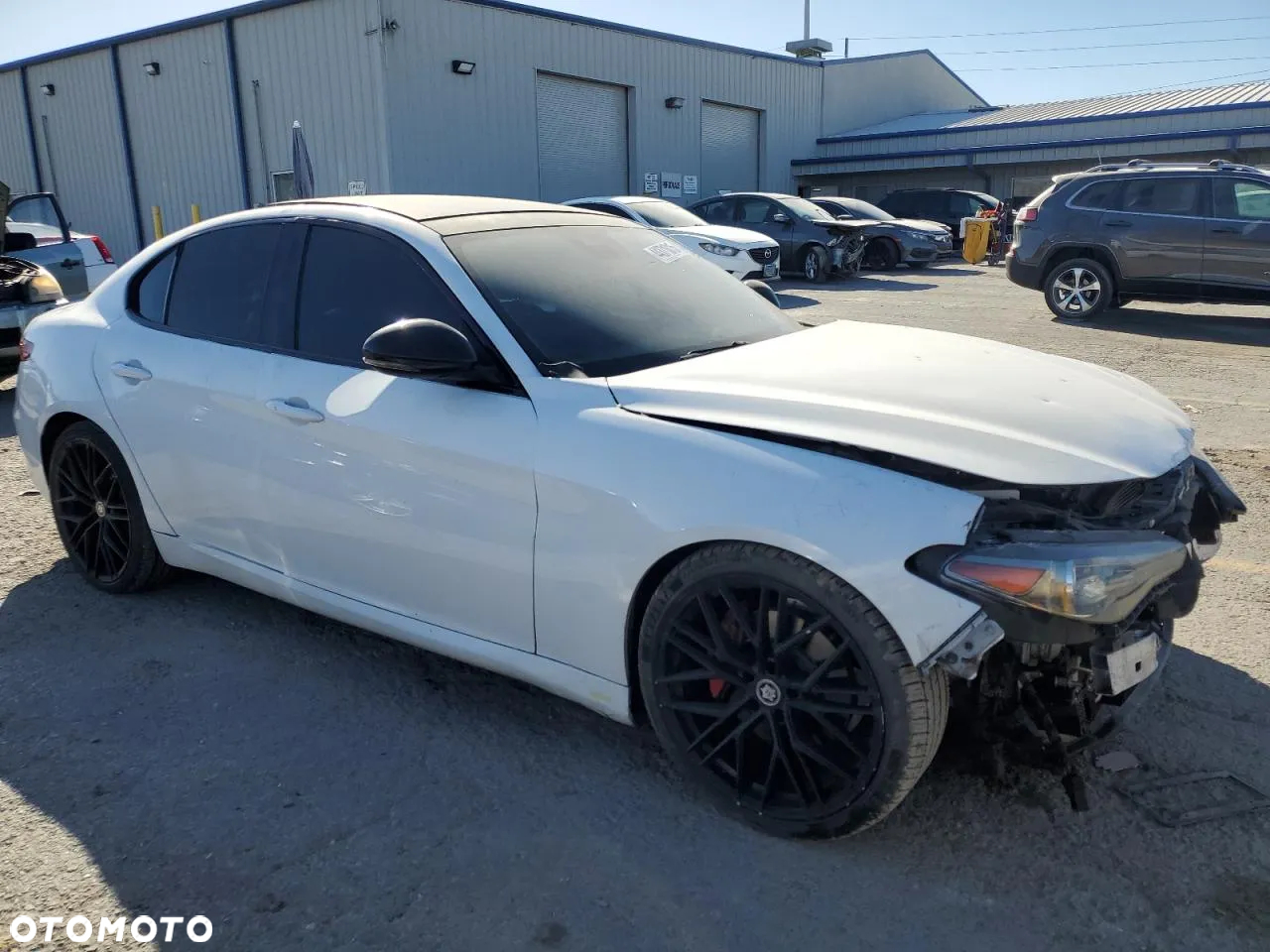 Alfa Romeo Giulia 2.0 Turbo 16V AT8 Veloce Ti - 4
