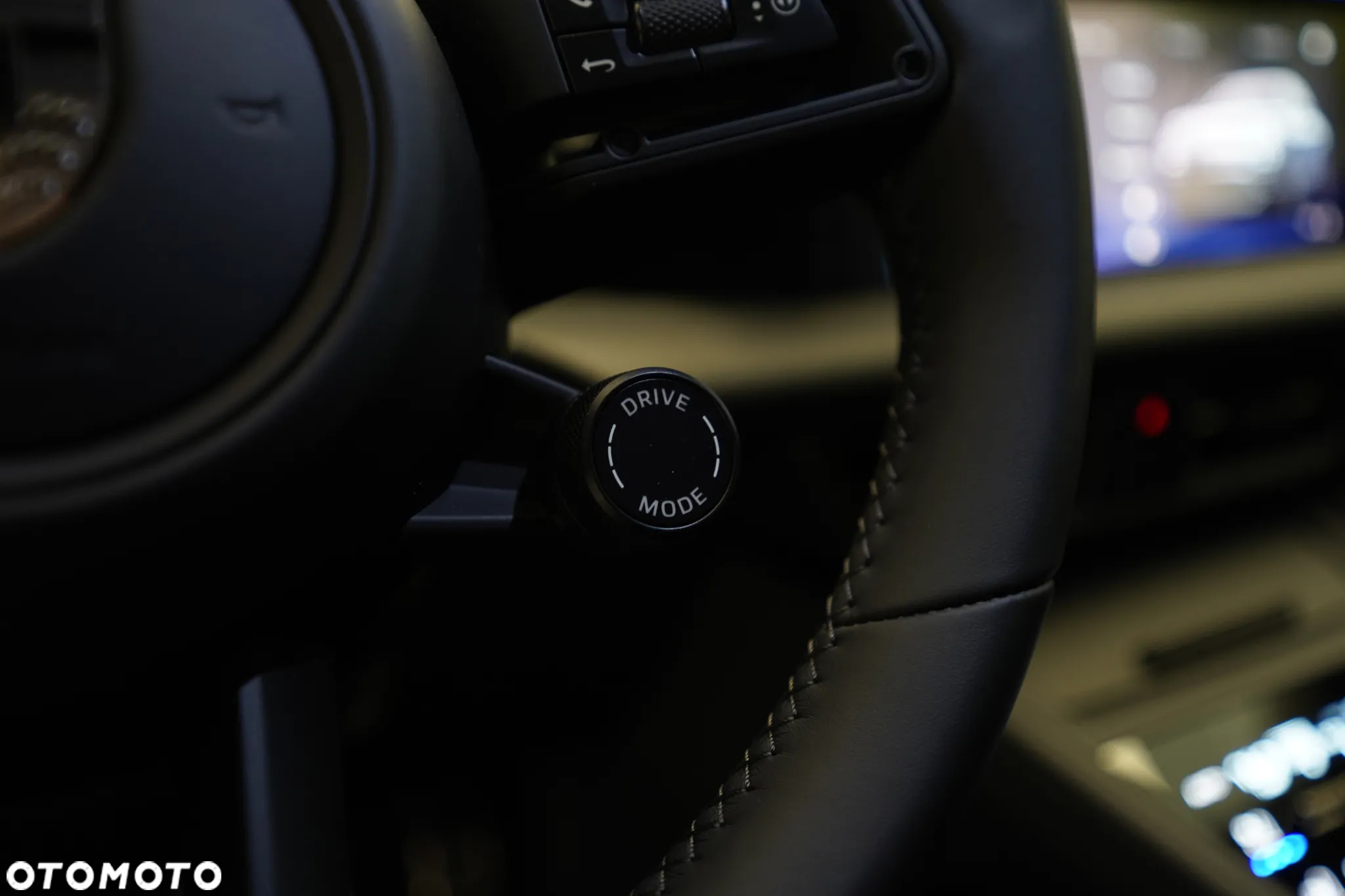 Porsche Macan Turbo 100kWh - 17