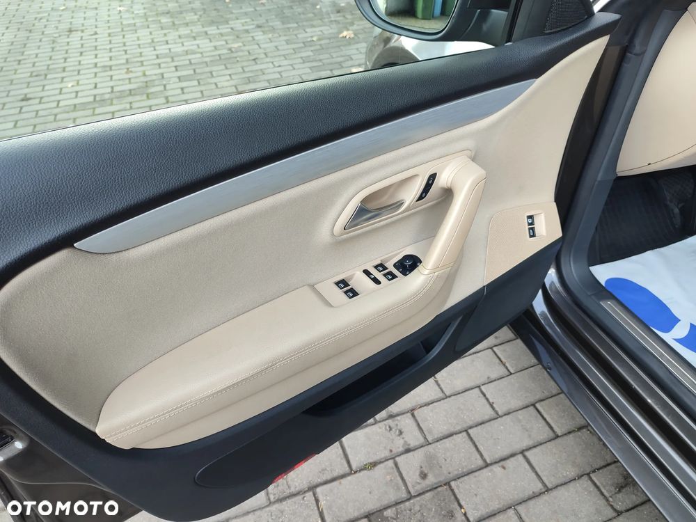 Volkswagen CC 2.0 TSI DSG - 17