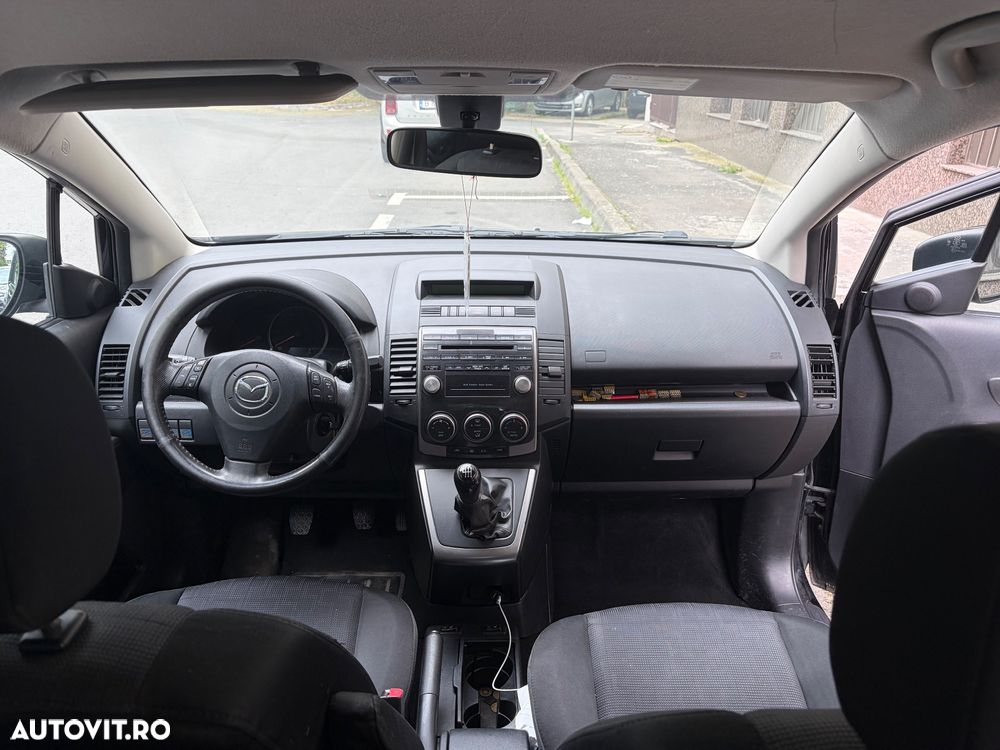 Mazda 5 - 8