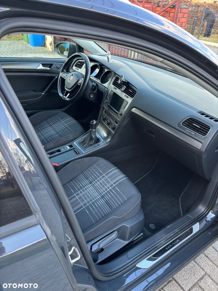 Volkswagen Golf 1.6 TDI BlueMotion Technology Cup - 14