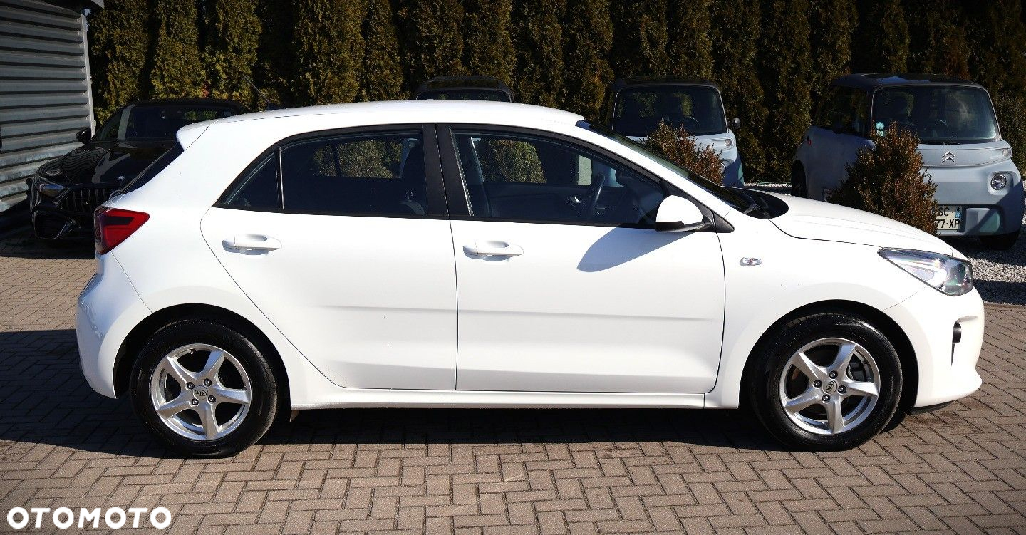 Kia Rio - 8