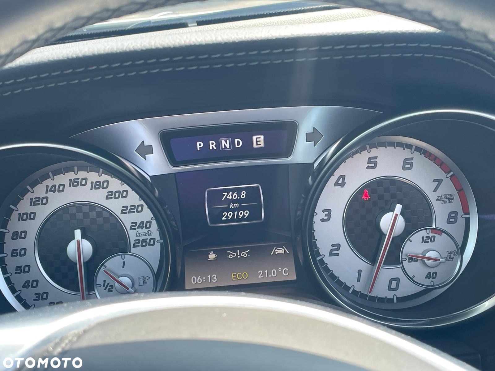 Mercedes-Benz SL 500 7G-TRONIC - 28