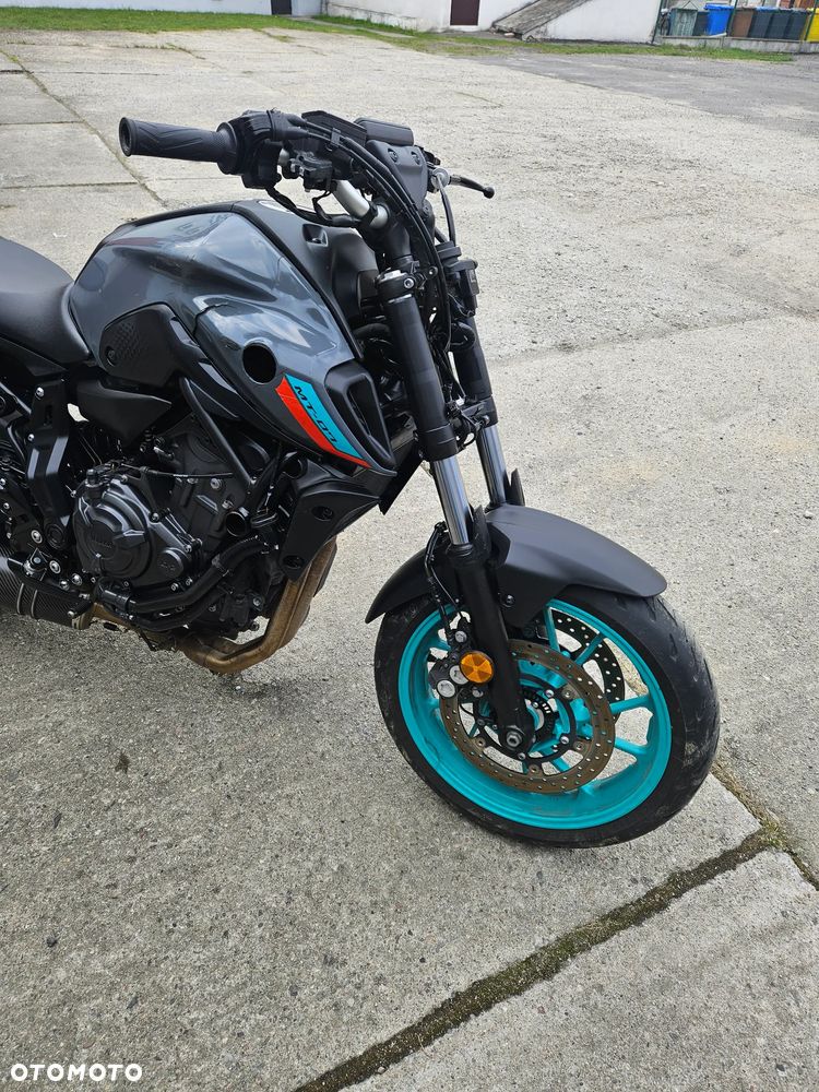 Yamaha MT - 7