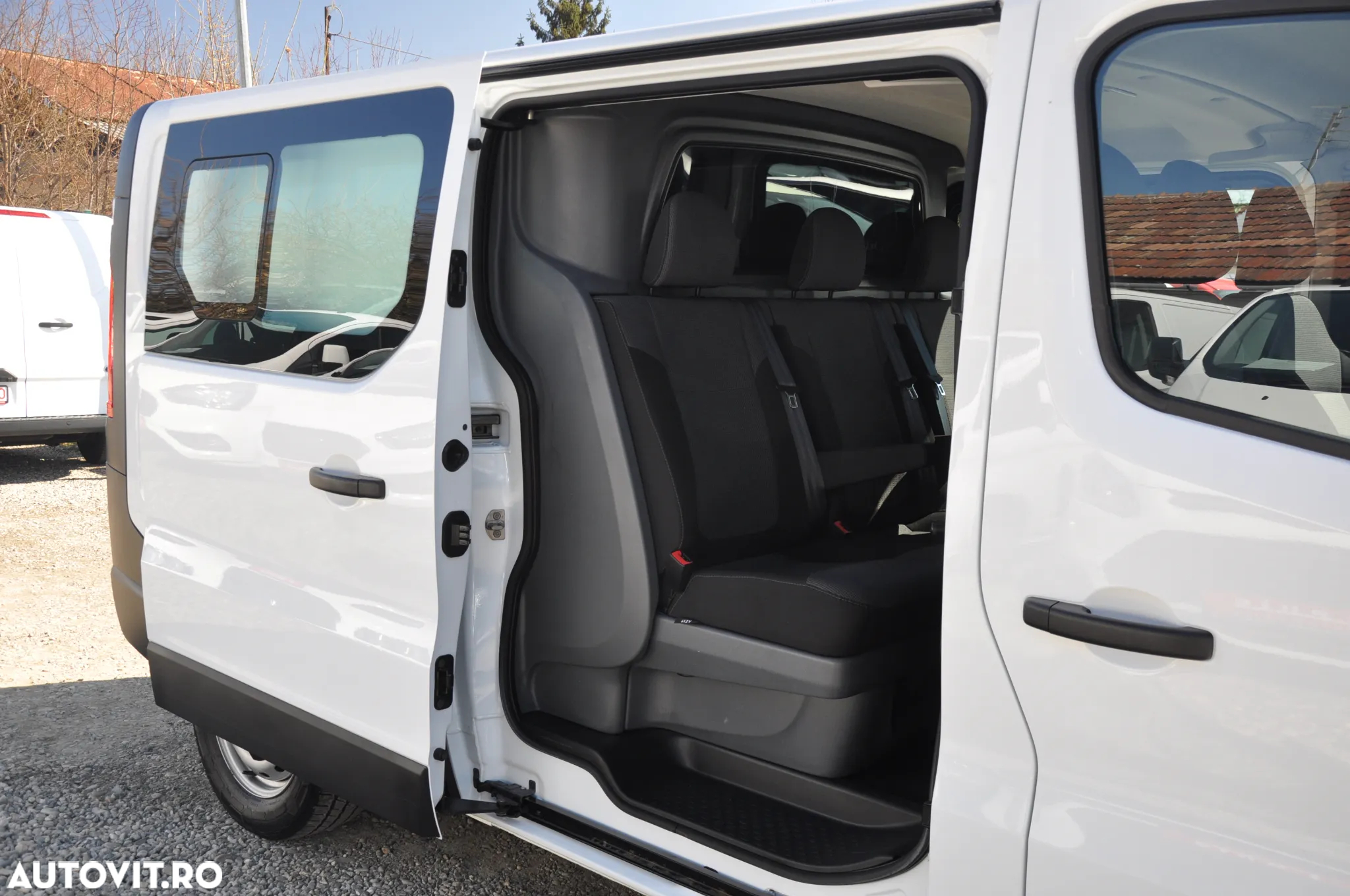 Renault Trafic L2H1 Doka 6 Locuri - 10
