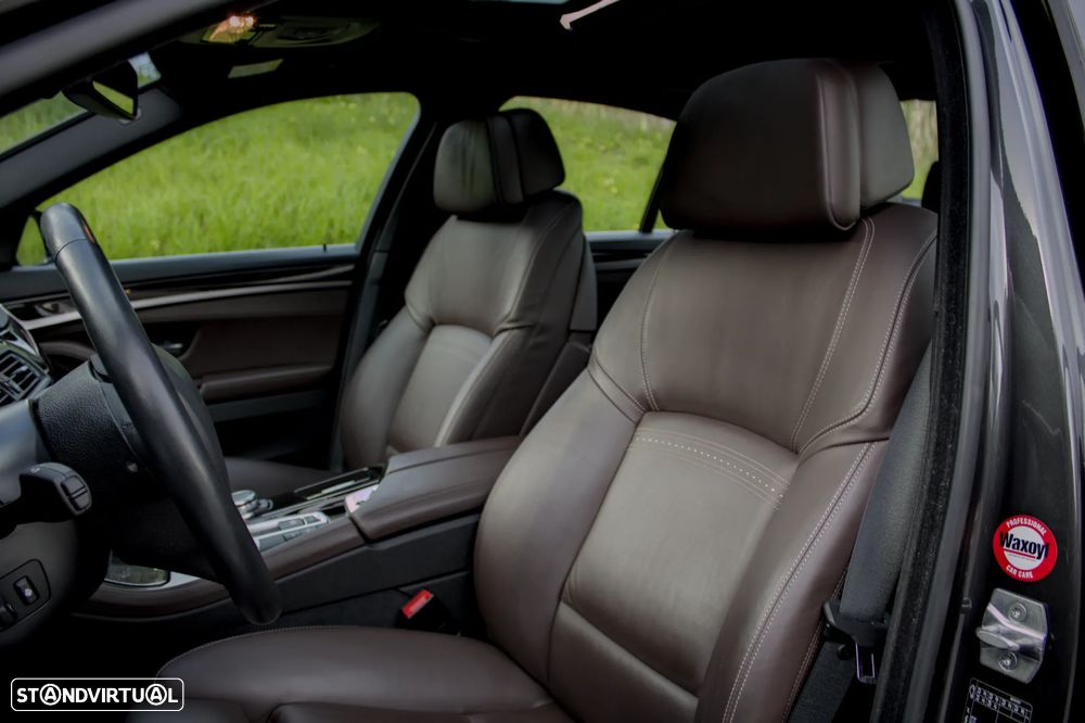 BMW 520 d Line Luxury Auto - 14