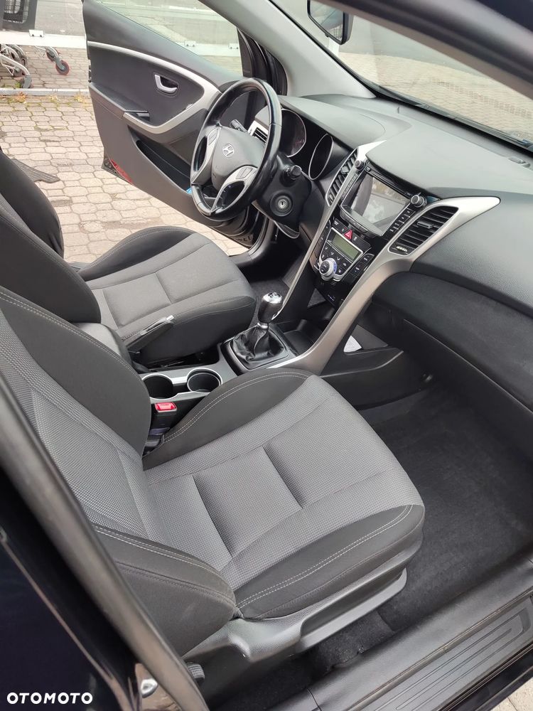 Hyundai i30 - 10
