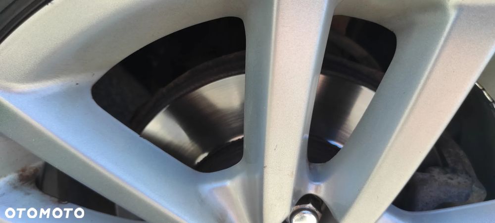 Toyota Auris 1.6 Sol - 9